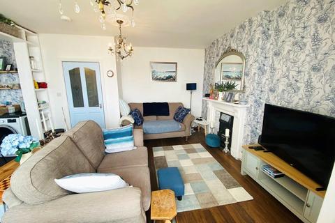 undefined, Heulwen, Victoria Parade, Pwllheli, Gwynedd, LL53