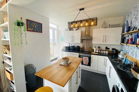 undefined, Heulwen, Victoria Parade, Pwllheli, Gwynedd, LL53