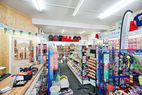 undefined, Station Square, Pwllheli, Gwynedd, LL53