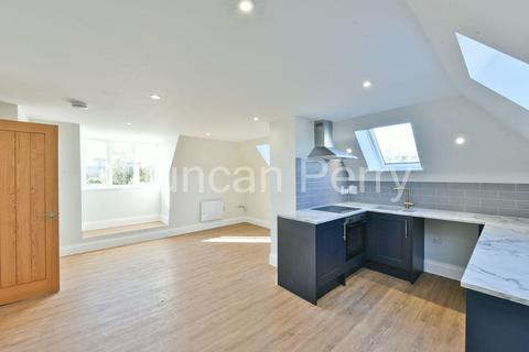 undefined, High Street, Herts EN6