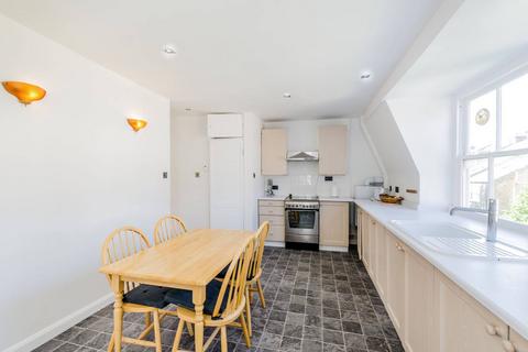 2 bedroom flat to rent, Howitt Road, Belsize Park, London, NW3