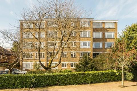 Victoria Drive, London SW19