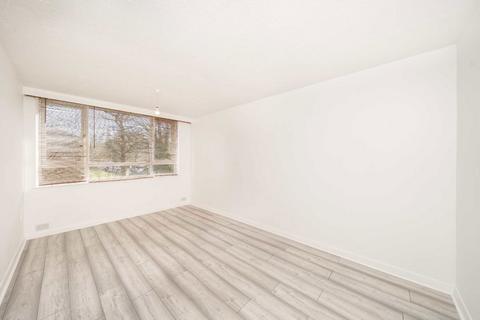 2 bedroom flat to rent, Victoria Drive, London SW19
