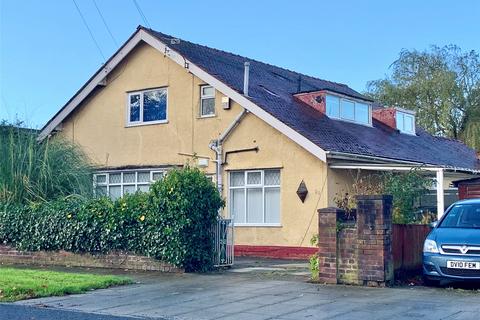 2 bedroom flat for sale, Saughall Road, Moreton, Wirral, CH46