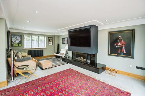 undefined, Bertram Close, Wirral, Merseyside, CH47