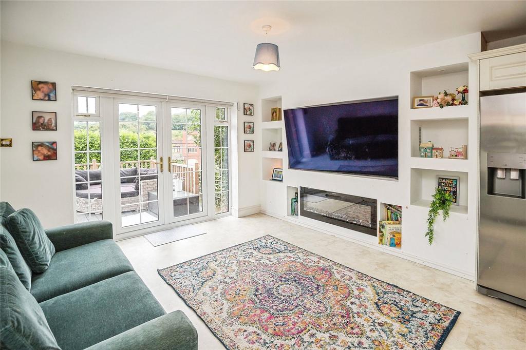 Kitchen/ Family Room