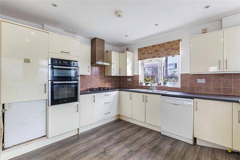 3 bedroom end of terrace house for sale, Central Avenue, Welling, Kent, DA16