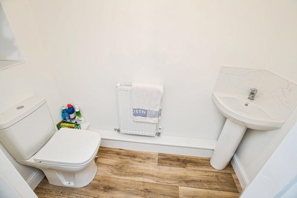 Wc/Cloak