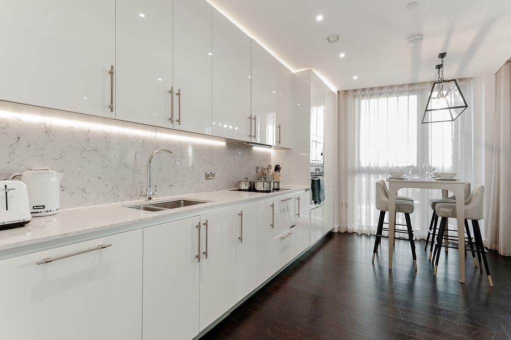 82939 Thornes House