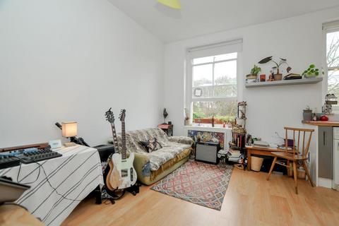 1 bedroom flat for sale, Allen Road, Stoke Newington, N16