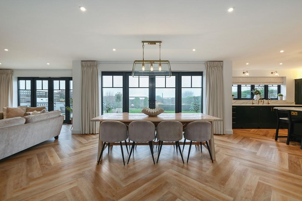Kitchen/Dining/Sitting Area