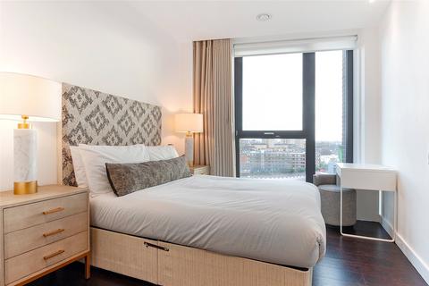 2 bedroom flat to rent, Thornes House, 4 Charles Clowes Walk, London, SW11