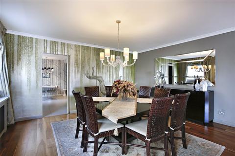 4 bedroom flat to rent, Anhalt Road, Battersea, SW11