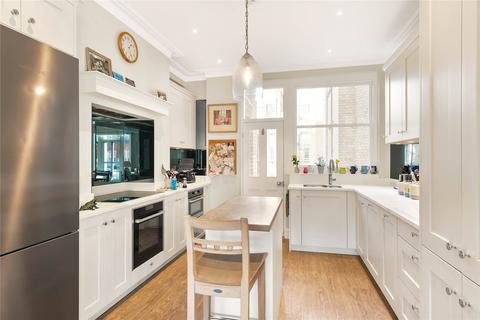 4 bedroom flat to rent, York Mansions, Prince Of Wales Drive, London, SW11