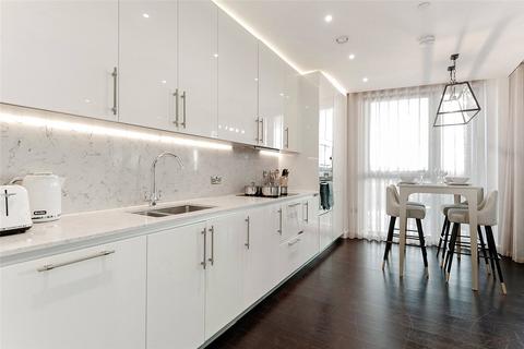 3 bedroom flat to rent, Thornes House, 4 Charles Clowes Walk, London, SW11
