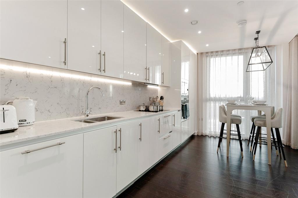 82939 Thornes House