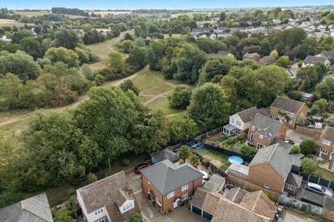 4 bedroom detached house for sale, The Maltings, Dunmow, Essex, CM6