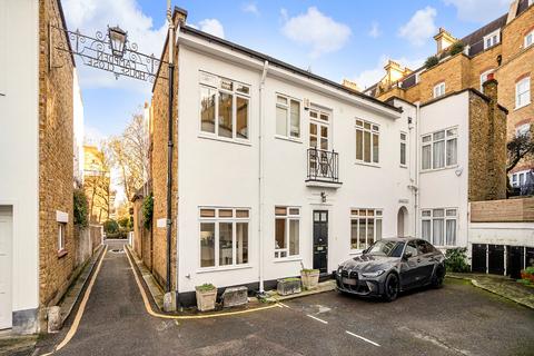 undefined, Campden House Close, Kensington, London