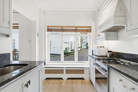 undefined, Campden House Close, Kensington, London