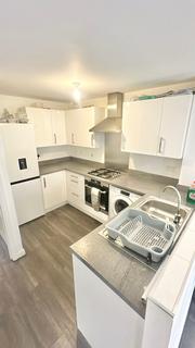 4 bedroom terraced house for sale, Seymer Road, Romford RM1