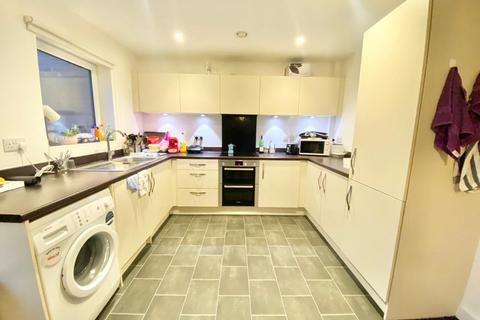 4 bedroom semi-detached house for sale, Ronald Park Avenue, Westcliff-on-Sea SS0
