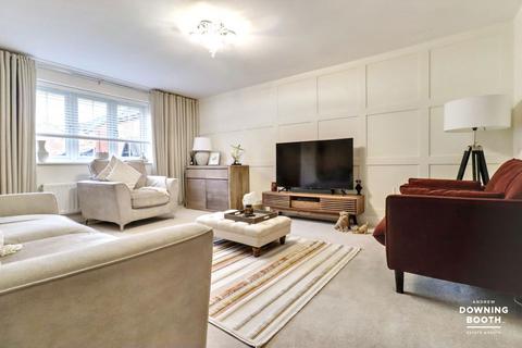 3 bedroom semi-detached house for sale, Poplar Road, Lichfield WS13