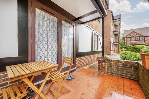 undefined, Robina Close, Northwood, HA6