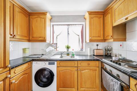 undefined, Robina Close, Northwood, HA6