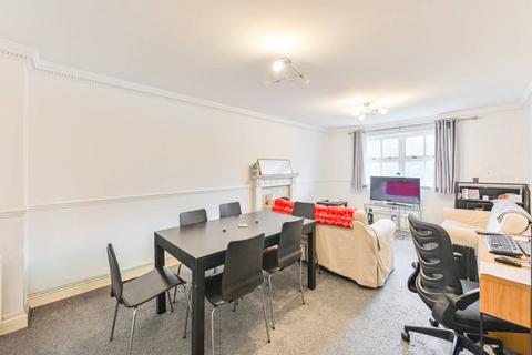 2 bedroom flat for sale, Bakery Close, Oval, London, SW9