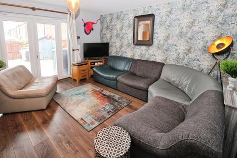 3 bedroom semi-detached house for sale, Wellens Walk, Merseyside WA10