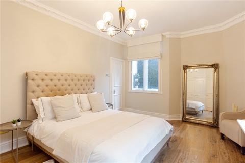 3 bedroom flat to rent, Sloane Gardens, Chelsea, SW1W