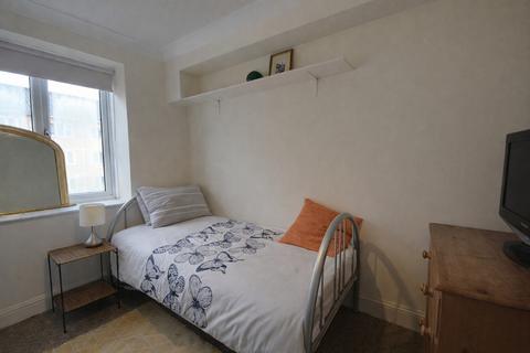 undefined, Quintin Gurney House