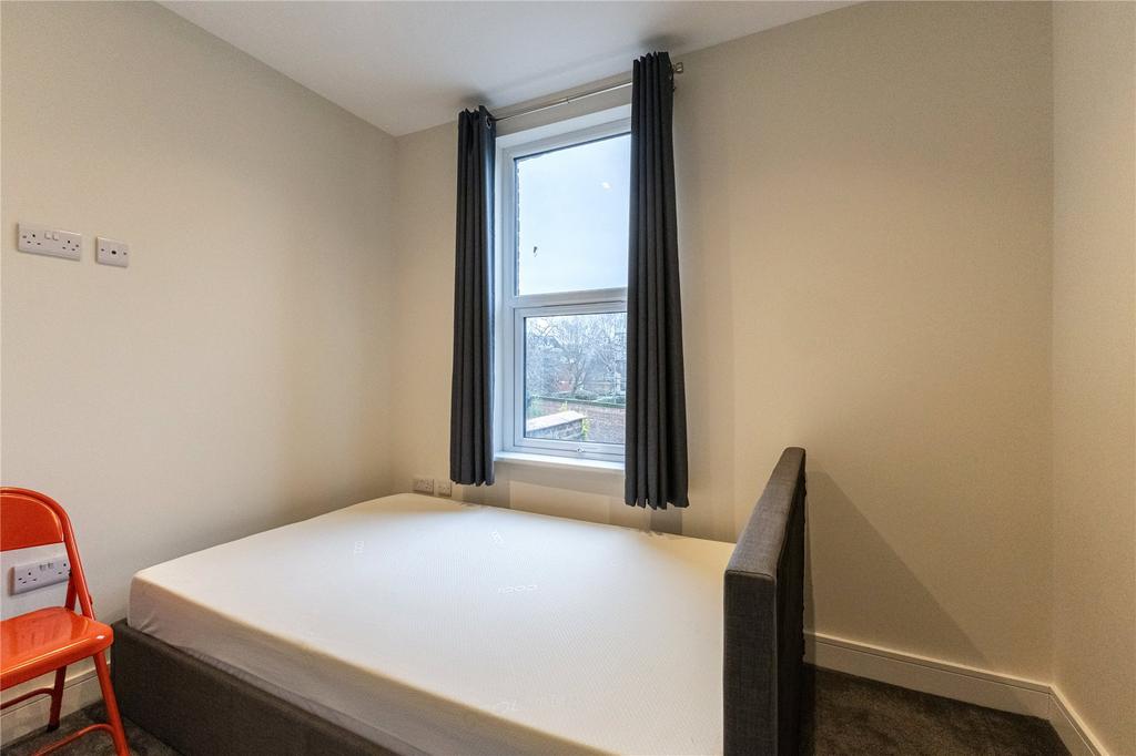 Apartment in London - View 2