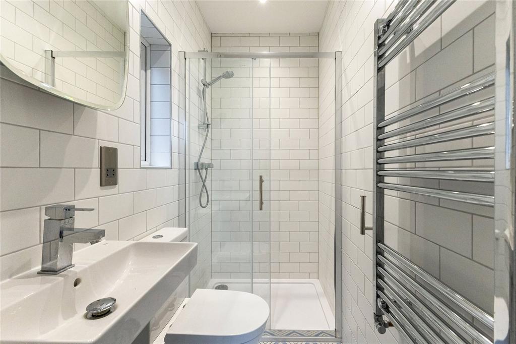 Apartment in London - View 5
