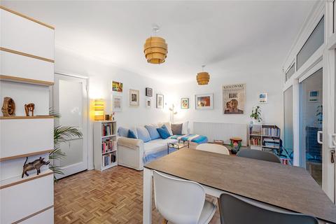 2 bedroom flat to rent, Clarence Avenue, London, SW4