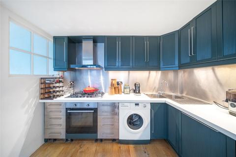 3 bedroom semi-detached house to rent, Welmar Mews, London, SW4