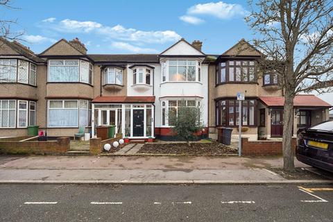 3 bedroom terraced house for sale, Oulton Crescent, Barking IG11