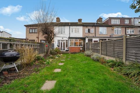 3 bedroom terraced house for sale, Oulton Crescent, Barking IG11