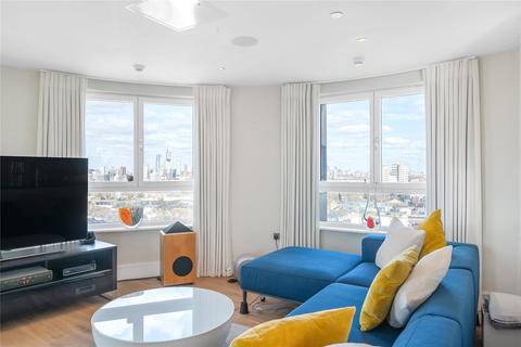 2 bedroom flat to rent, 2A St Lukes Avenue, London, SW4