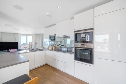 2 bedroom flat to rent, 2A St Lukes Avenue, London, SW4