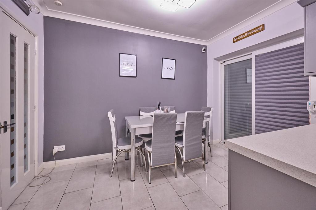 Refitted dining/kitchen to rear