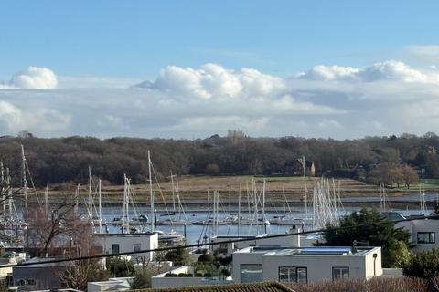 4 bedroom end of terrace house for sale, Satchell Lane, Southampton SO31