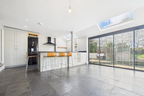 4 bedroom end of terrace house for sale, Satchell Lane, Southampton SO31