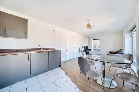 1 bedroom flat to rent, Wallwood Street, London, E14