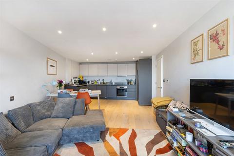 2 bedroom flat to rent, Tottenham Lane, Crouch End, London, N8