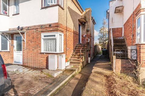 2 bedroom maisonette for sale, Shaftesbury Avenue, South Harrow, Harrow, HA2