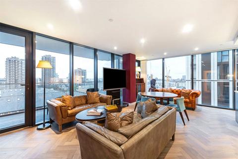 undefined, Merino Gardens, Wapping, London, E1W