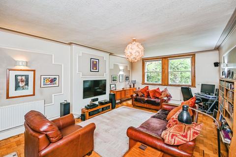 3 bedroom flat for sale, Greenbank Drive, Sefton Park, Liverpool, Merseyside, L17