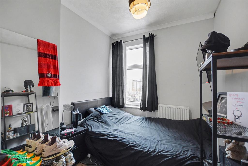 Bedroom 2 1.jpeg
