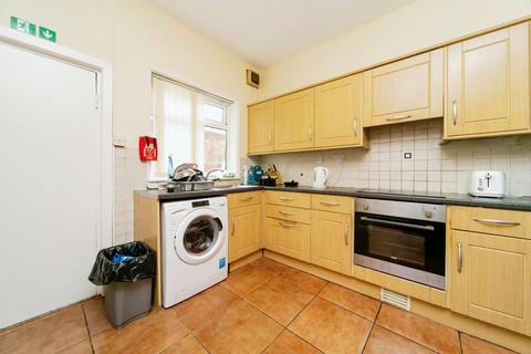 undefined, Halkyn Avenue, Liverpool, Merseyside, L17
